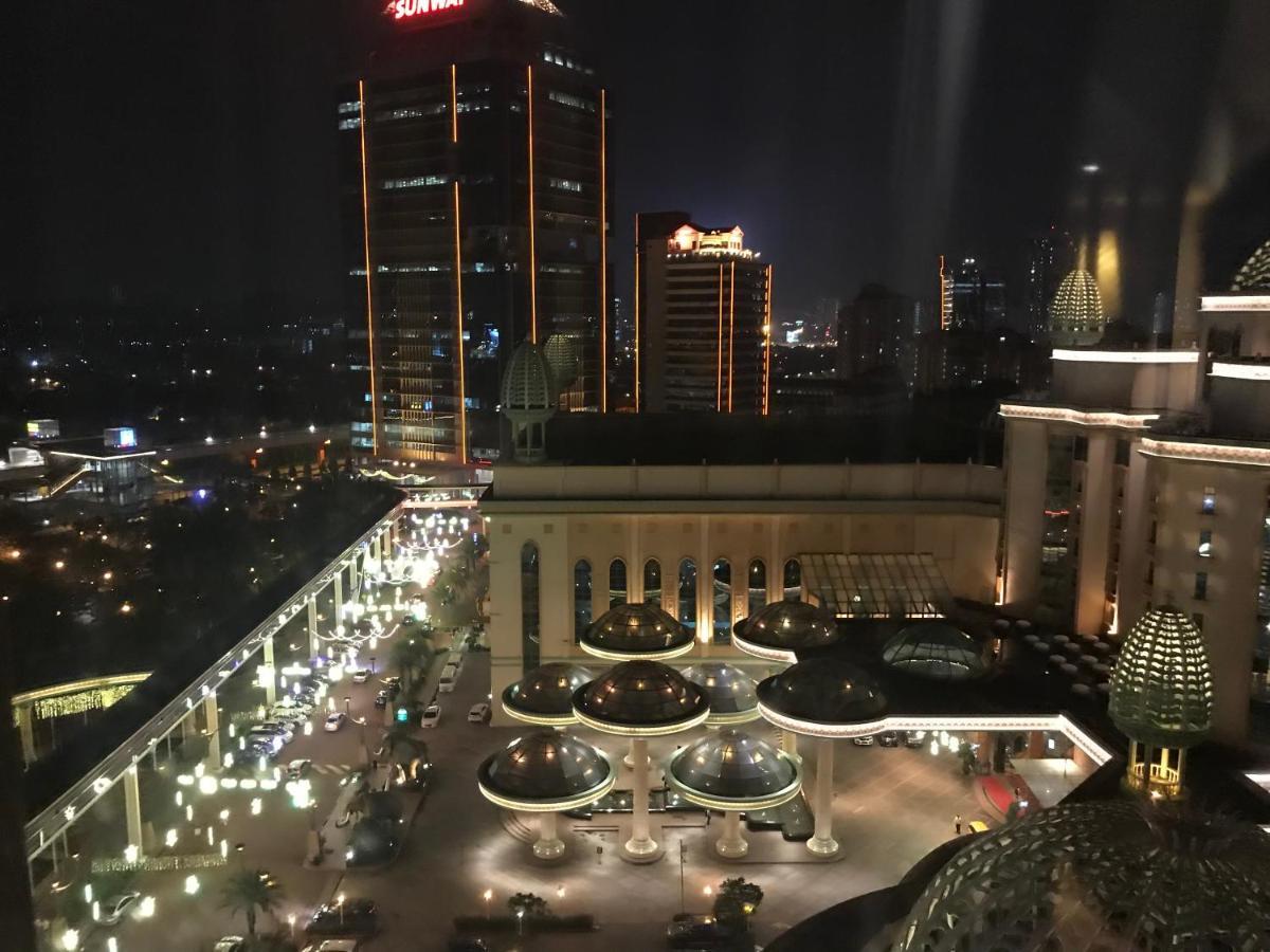 Resort Suites By Landmark At Bandar Sunway Sunway Lagoon Kampong Penaga  Exteriör bild