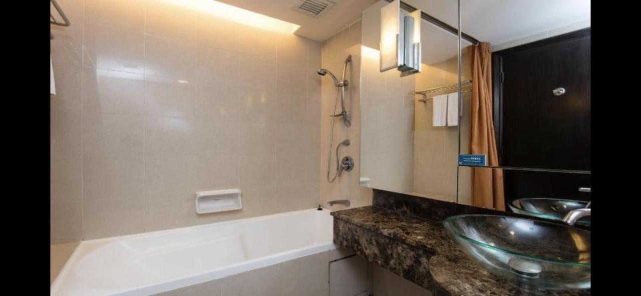 Resort Suites By Landmark At Bandar Sunway Sunway Lagoon Kampong Penaga  Exteriör bild