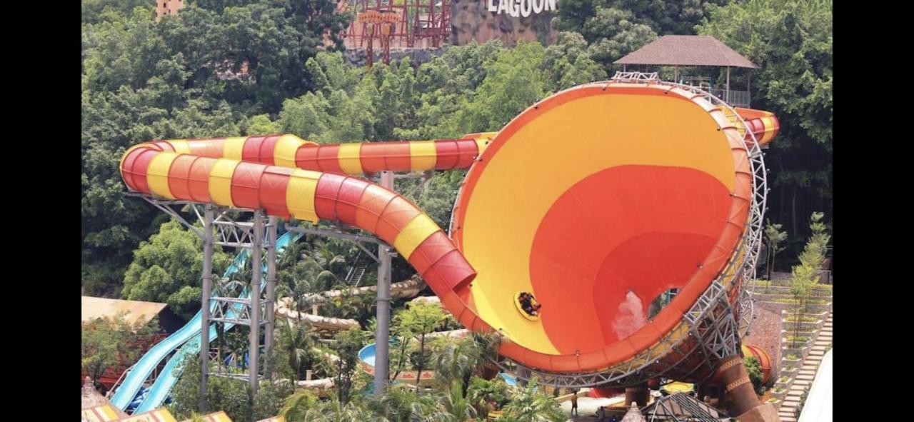 Resort Suites By Landmark At Bandar Sunway Sunway Lagoon Kampong Penaga  Exteriör bild